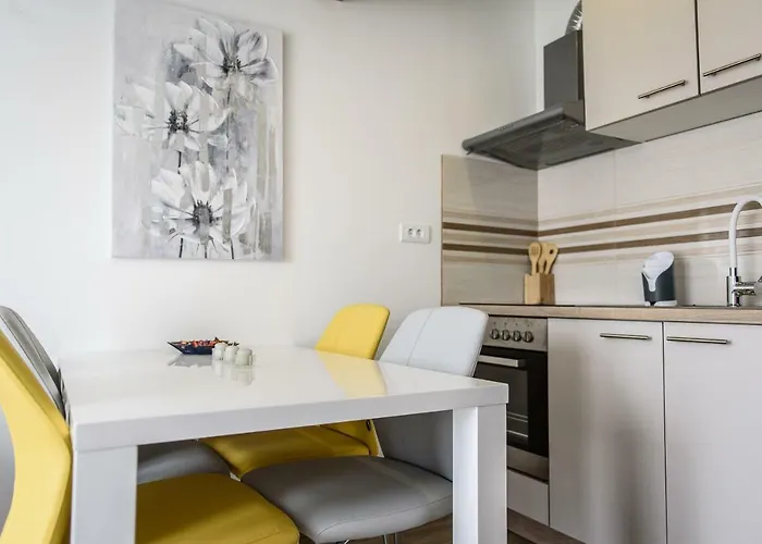 Апартаменты Apartman Nina *