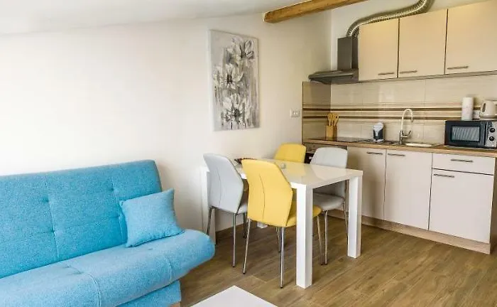 Апартаменты Apartman Nina *