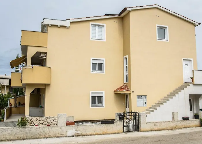 Apartman Nina 公寓